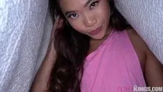 Play My sister sucks cock well
