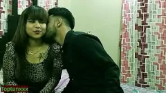Play Indian Bhabhi's Steamy Affair: Teen Office Boy's Big Cock and Her Shaved Pussy