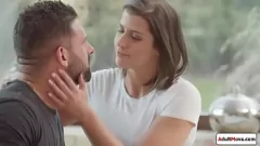Reproduzir Tatuado babe europeu Niki Harris em sexo hardcore hd