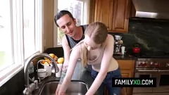 Odtwórz Kroces Abi Grace i Ike Diezel w Zakazanym Family Tabo Spotkanie