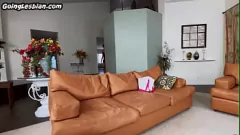Play Tattooed Lesbian Babes Get It On: Hot Pussy Licking and Fingering Action